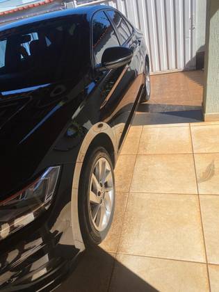 VOLKSWAGEN JETTA 1.4 250 TSI TOTAL FLEX COMFORTLINE TIPTRONIC VOLKSWAGEN JETTA 1.4 250 TSI TOTAL FLEX COMFORTLINE TIPTRONIC